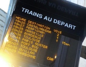Panneau de départ des trains